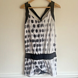 Lululemon Run For Your Money Rompsie Romper Size 10 White Black